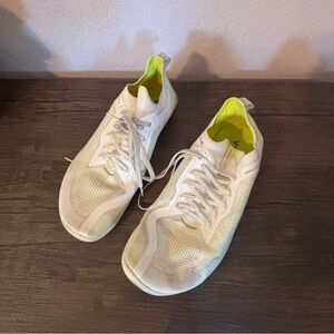Men’s shoes size 9